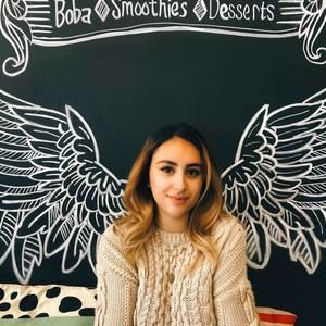 Meet your Posher, Alexandra